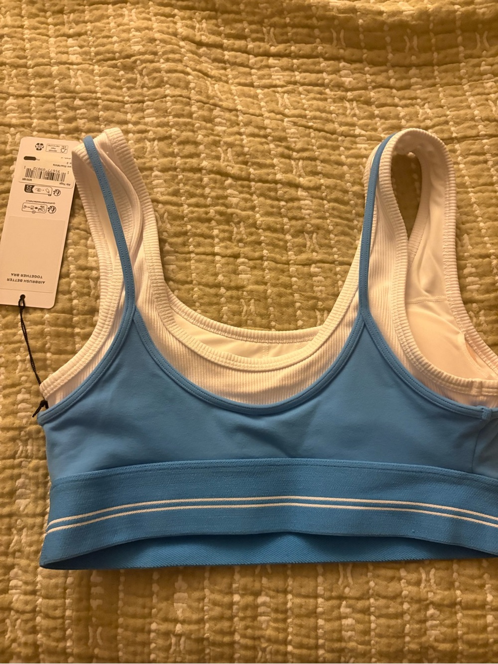 Alo Airbrush Better Together Bra - Picture 8 of 9